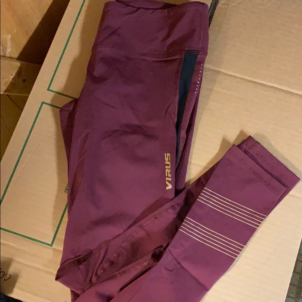 Virus Leggings